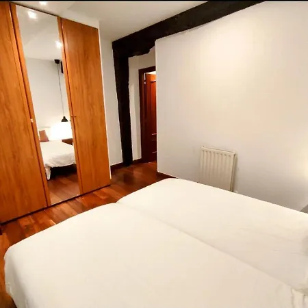 Siete Calles / Art Apartment