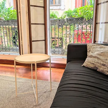 Siete Calles / Art Apartment