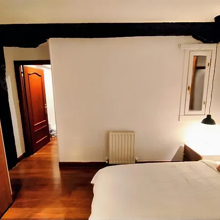 Siete Calles / Art Apartment *